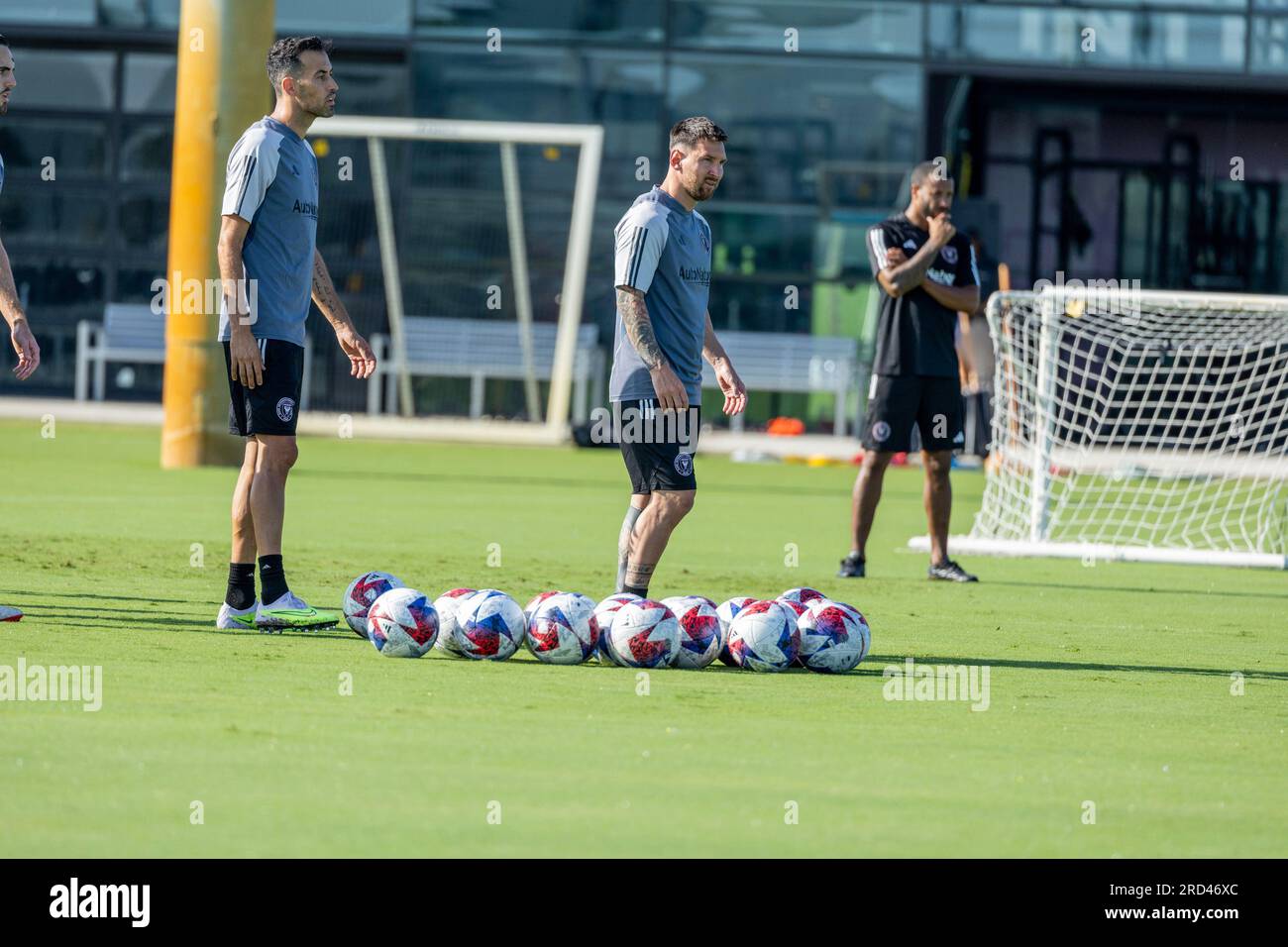 Fort Lauderdale, Usa. 18. Juli 2023. Lionel Messi nimmt am Dienstag, den 18. Juli 2023, an seinem ersten großen Training mit dem CF-Team von Inter Miami in der DRV Pink Stadium Trainingseinrichtung in Fort Lauderdale, Florida, Teil. Foto: Gary I Rothstein/UPI Kredit: UPI/Alamy Live News Stockfoto