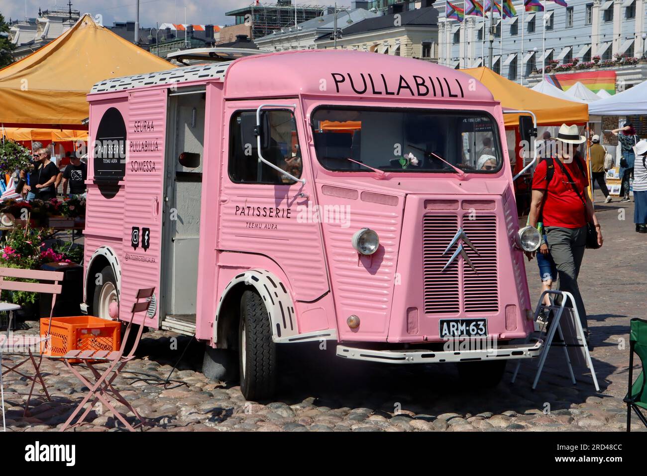 „Pullabiili“-Konditorei am Marktplatz Kauppatori in Helsinki, Finnland Stockfoto