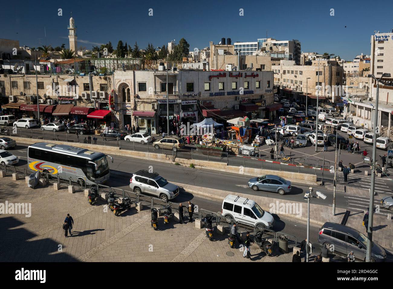 Panoramablick aus der Vogelperspektive auf die Sultan Suleiman St. in Ost-Jerusalem, Israel Stockfoto