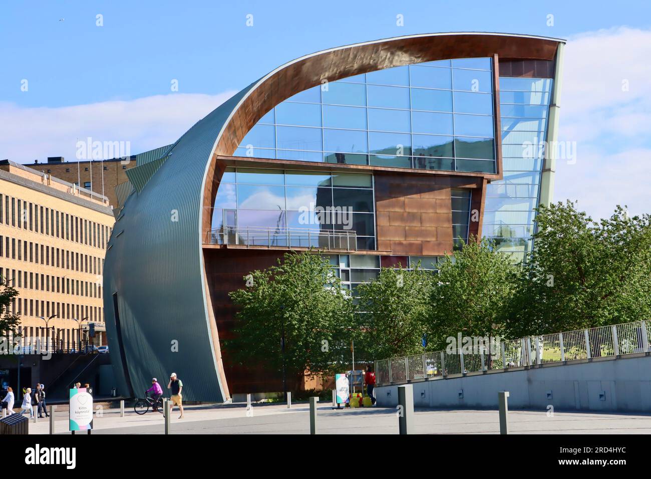 Museum für zeitgenössische Kunst Kiasma auf Mannerheimintie im Zentrum von Helsinki, Finnland Stockfoto