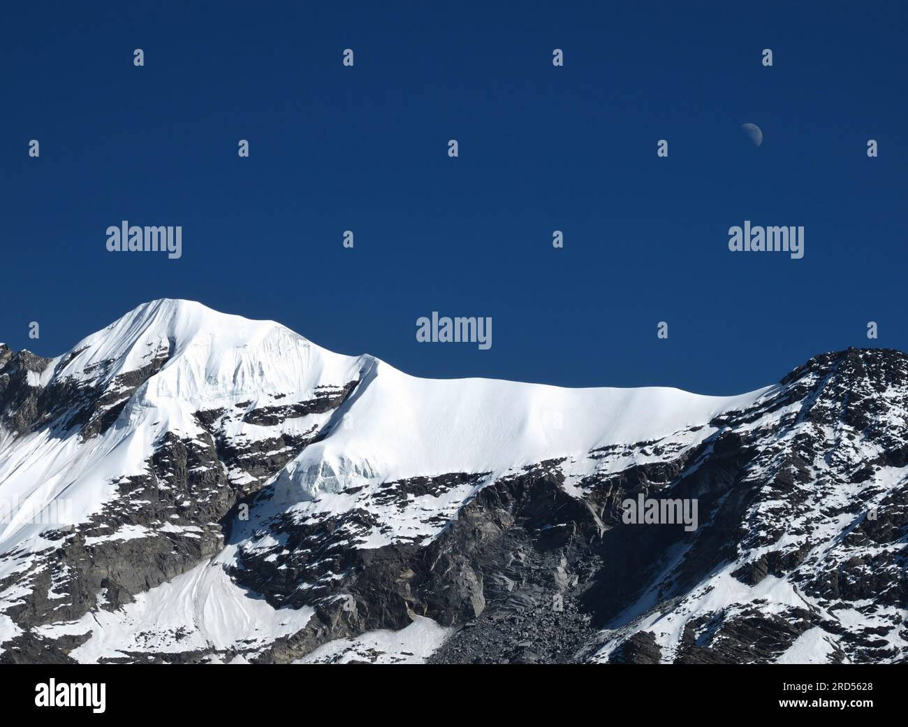 Hoher Berg im Annapurna Conservation Area Stockfoto Hoher Berg im Annapurna Conservation Area Stockfoto