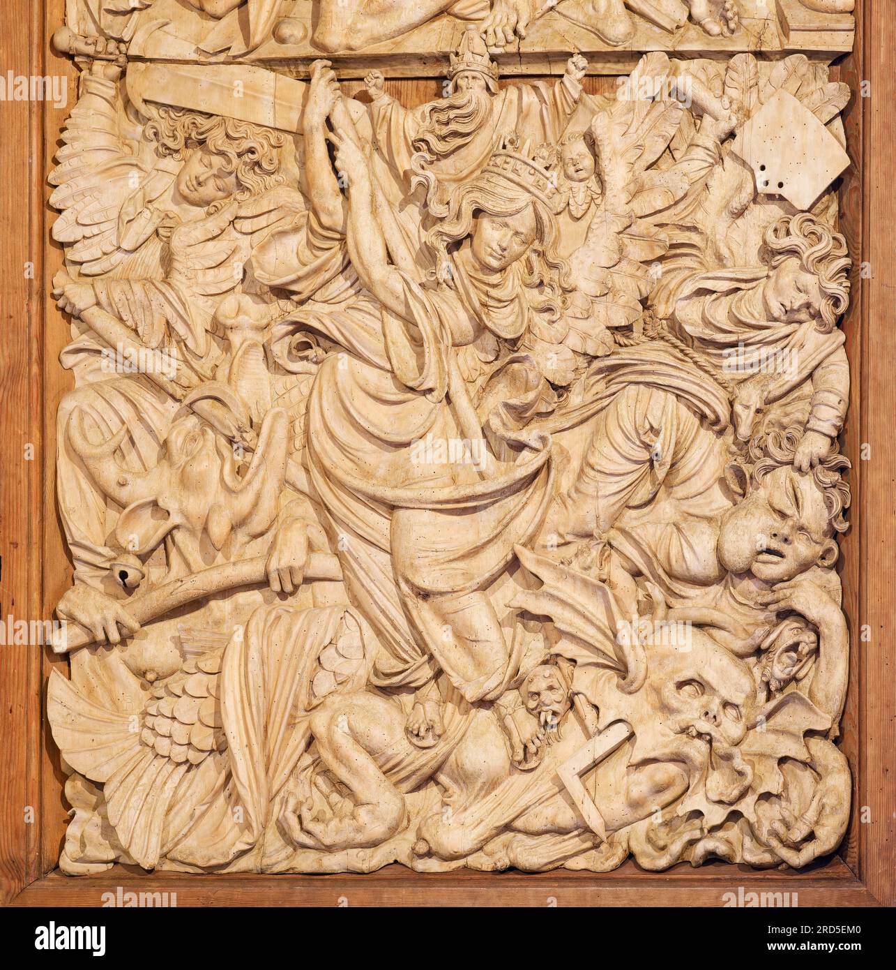 Hell's Fall auch Angel's Fall, Relief Panel, Detail Seitenflügel Altar retable, geschnitzter Altar der Niederrotweil Madonna, späte Gotik, Schnitzermeister Stockfoto