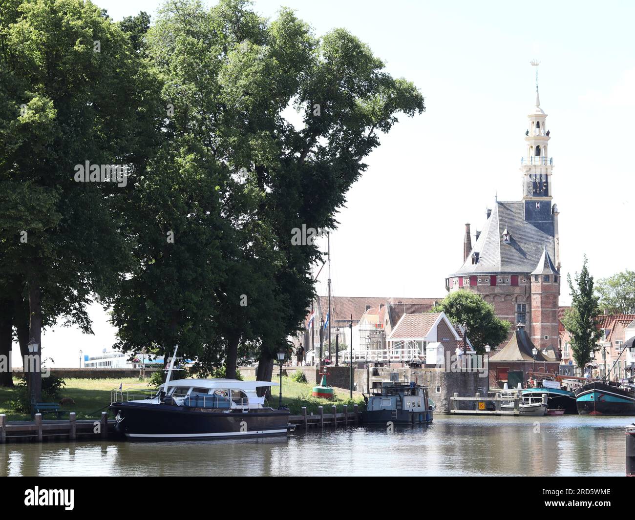 Hoofdtoren & Binnenhaven in Hoorn, Niederlande Stockfoto