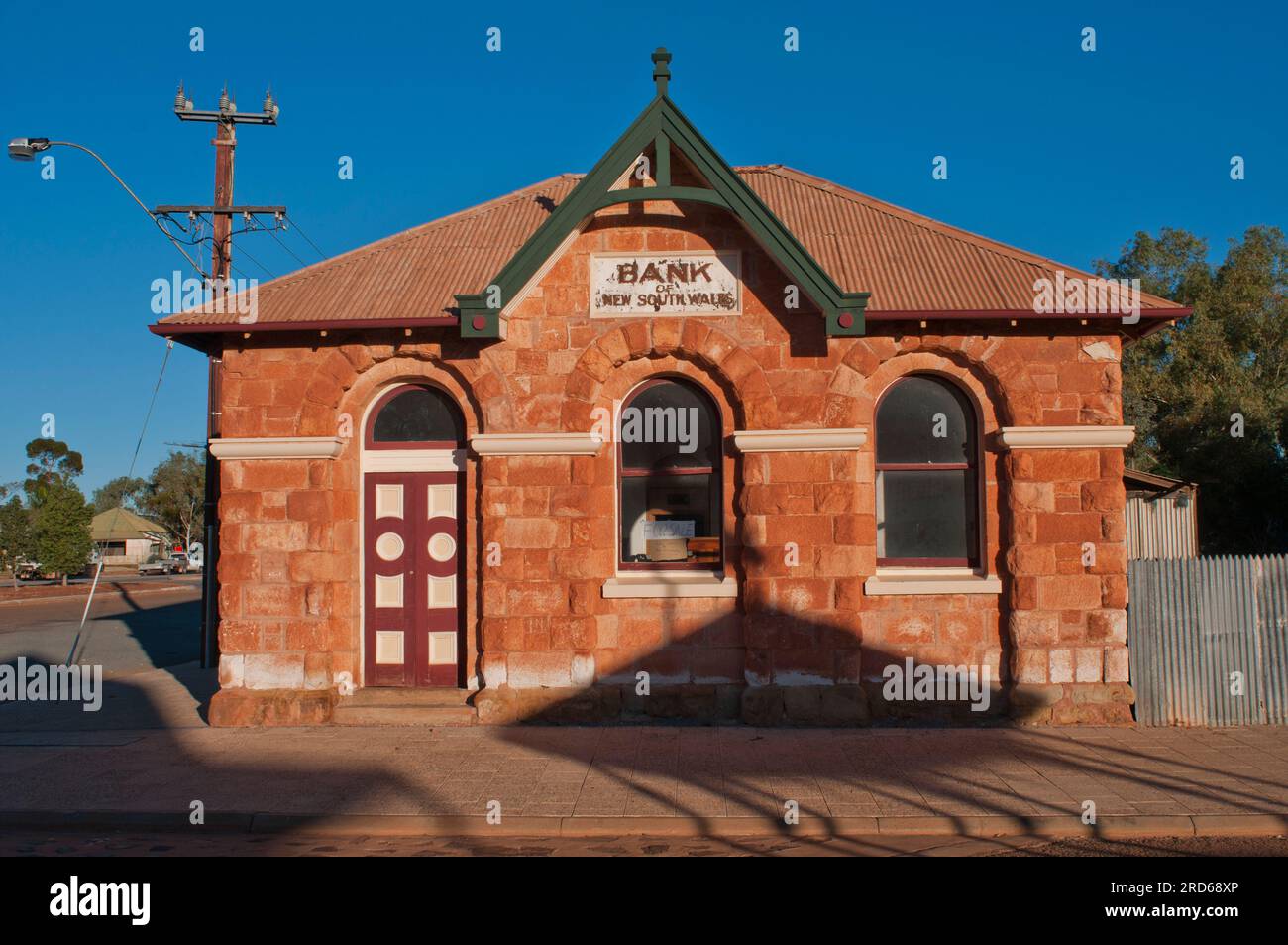 Old Bank of New South Wales Gebäude in Austin Street, in der Stadt Cue (Pop:178), Western Australia Stockfoto