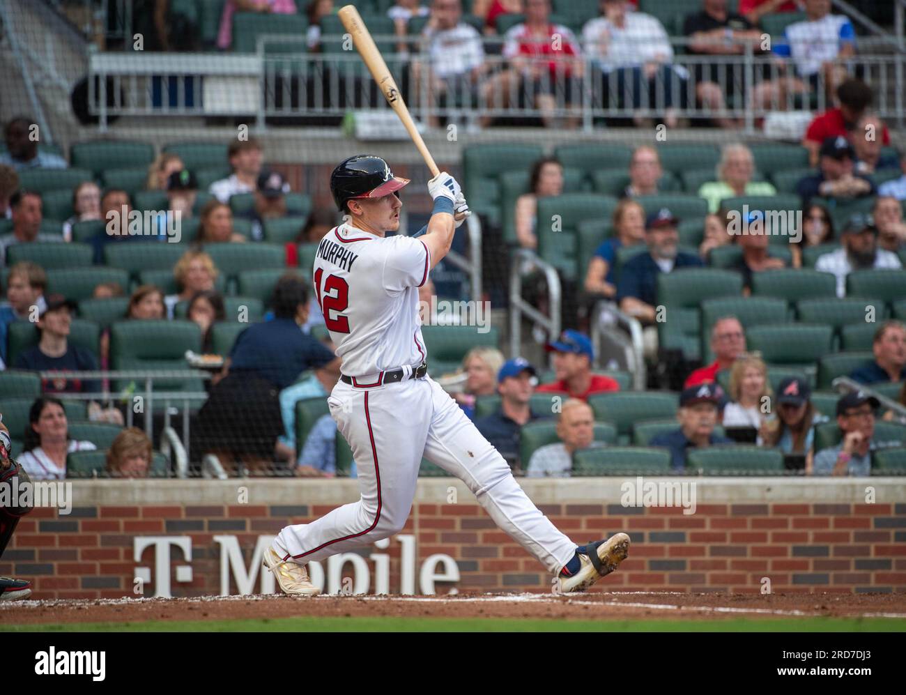 Atlanta, Usa. 18. Juli 2023. Atlanta Braves Sean Murphy hat am Dienstag, den 18. Juli 2023 in Atlanta, Georgia, im ersten Inning im Truist Park einen 2-Runs-Double gegen die Arizona Diamondbacks gewonnen. Foto: Anthony Stalcup/UPI Credit: UPI/Alamy Live News Stockfoto