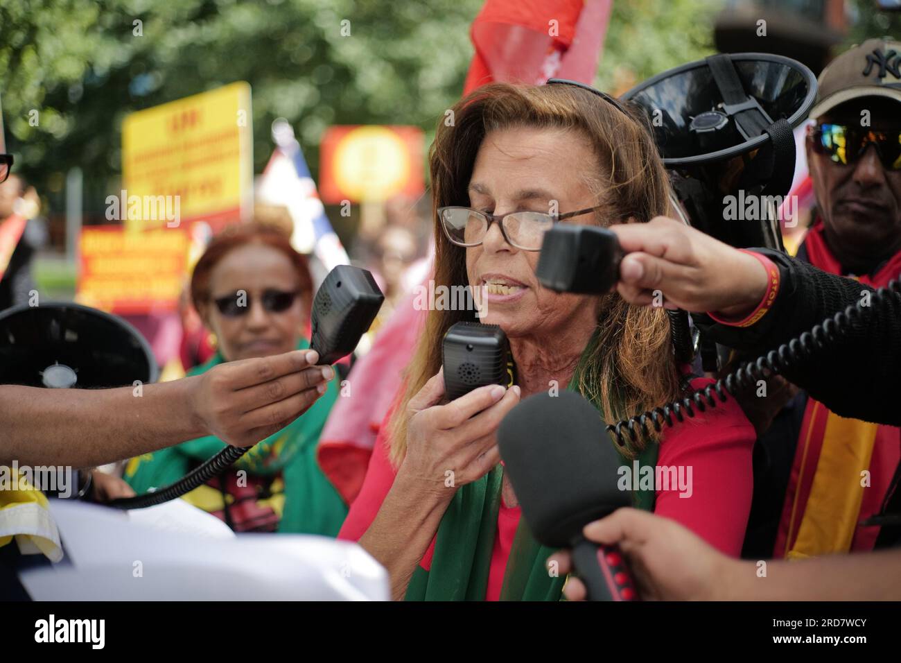 London/UK 19. MÄRZ 2023 Demonstranten aus Tigray versammelten sich außerhalb der US-Botschaft, um gegen die Entscheidung der USA zu demonstrieren, die Sanktionen gegen die äthiopische Regierung aufzuheben. Aubrey Fagon/Alamy Live News Stockfoto