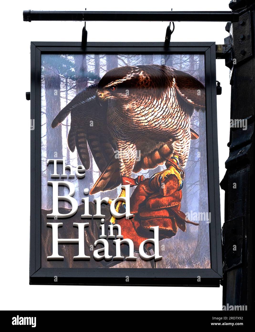 Traditionelles Pub-Schild am Bird in the Hand: Ein Marstons-Haus, Market Place, Leek, Stoke-on-Trent, Staffordshire, England, Großbritannien. Stockfoto