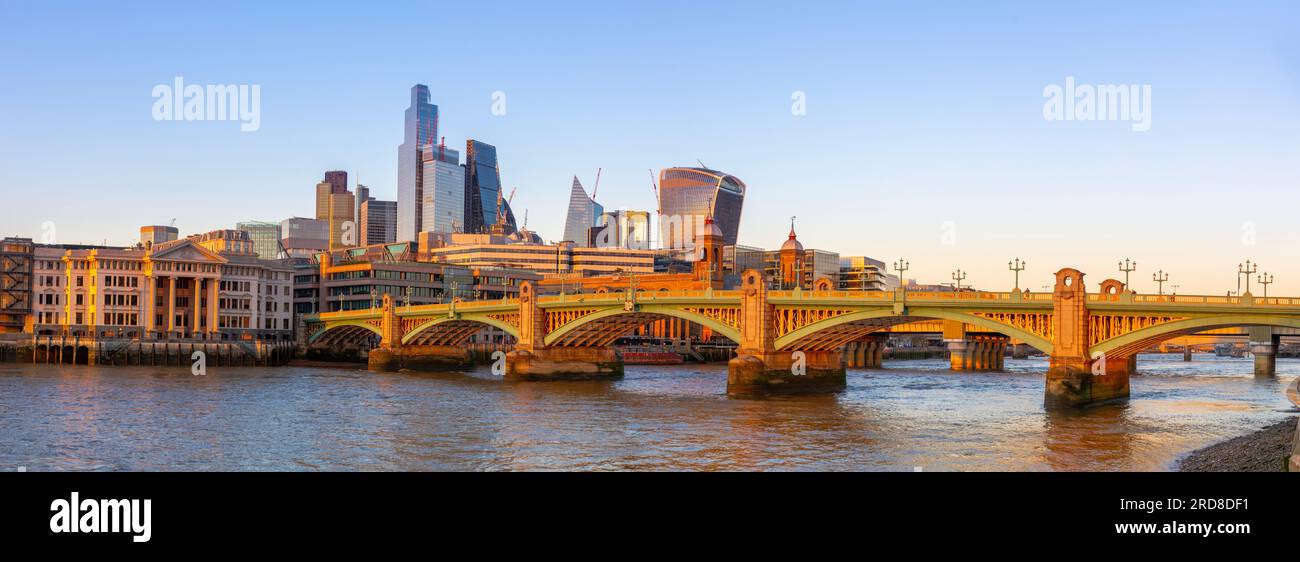 Southwark Bridge, Themse, City of London, London, England, Großbritannien, Europa Stockfoto