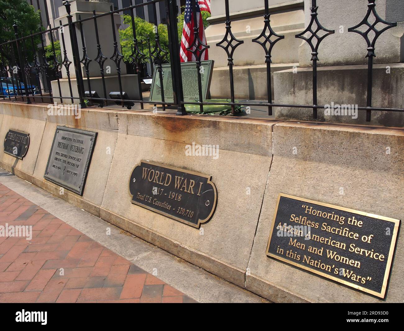 Soldiers and Sailors Memorial Base am Penn Square in Lancaster, Pennsylvania, 5. Juni 2023, © Katharine Andriotis Stockfoto