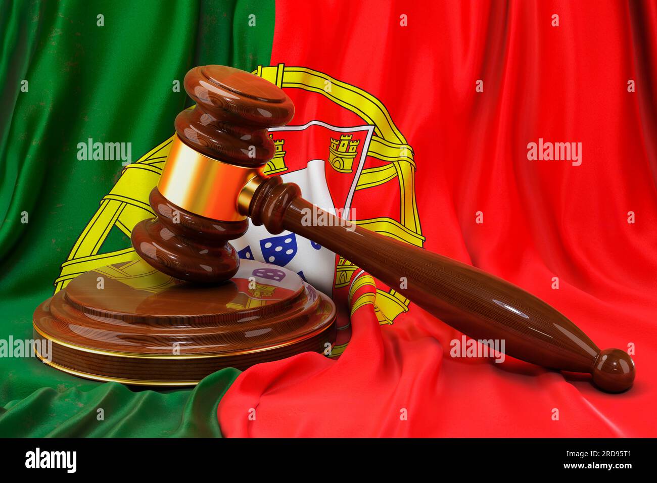 Portugiesisches Rechtskonzept. Holzhammer auf portugiesischer Flagge, 3D-Darstellung Stockfoto