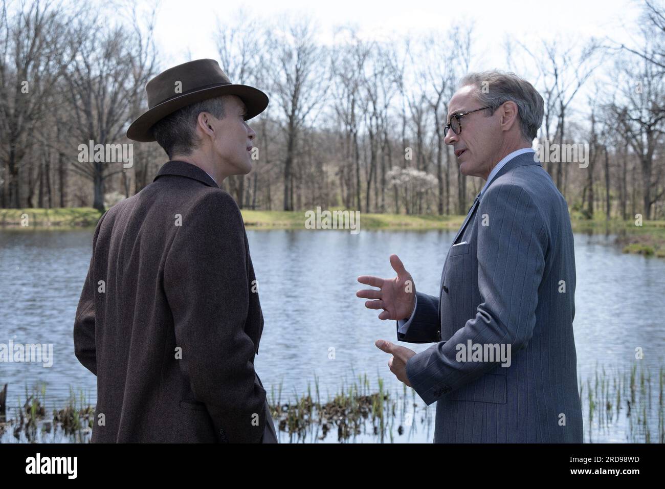 OPPENHEIMER, von links: Cillian Murphy AS J. Robert Oppenheimer, Robert ...