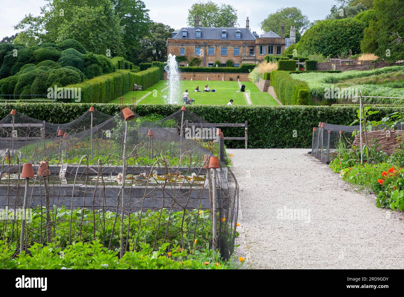 Küchengarten, The Long Walk und Hadspen House at the Newt, in der Nähe von Bruton/Castle Cary Somerset Stockfoto