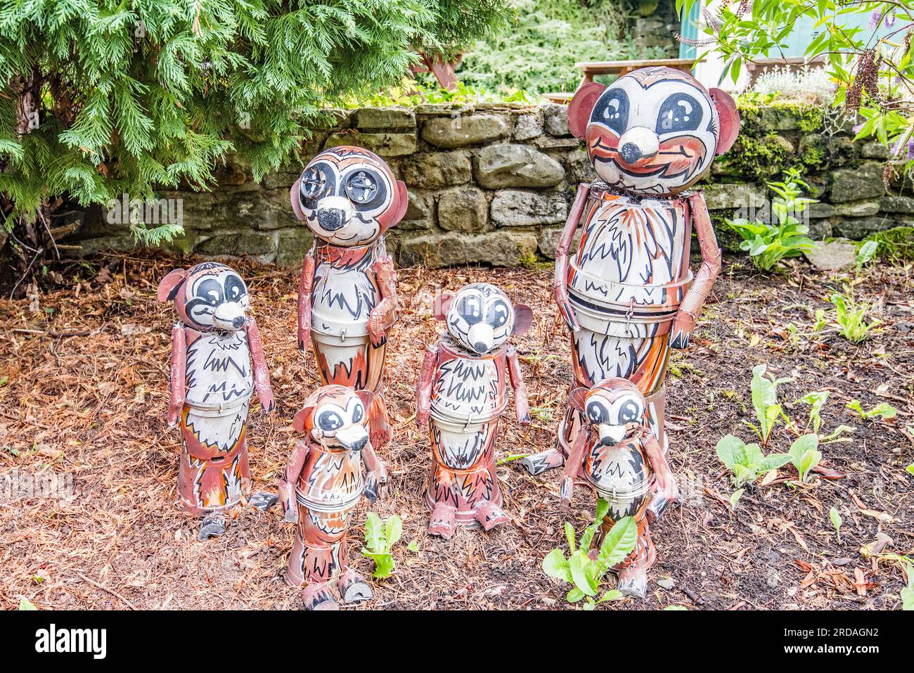 Settle Flower pot Festival, 10.-jähriges Jubiläum, 2023. Viel mehr Kunst und Bautechnik gibt es in dieser Marktstadt von North Yorkshire zu sehen und zu genießen. Stockfoto