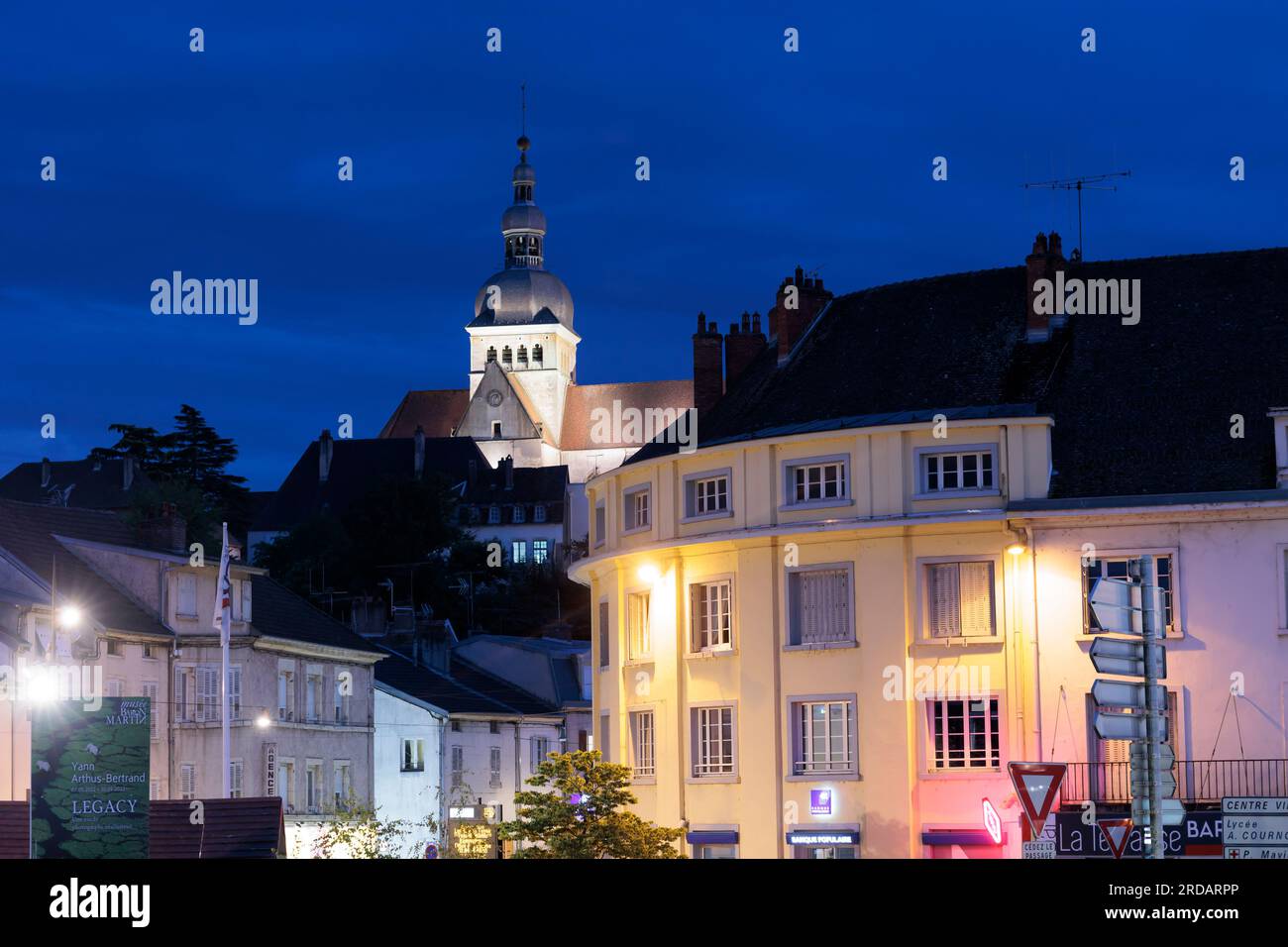 Abenddämmerung bei Gray Vesoul Haute-Saone Bourgogne-Franche-Comte Frankreich Stockfoto