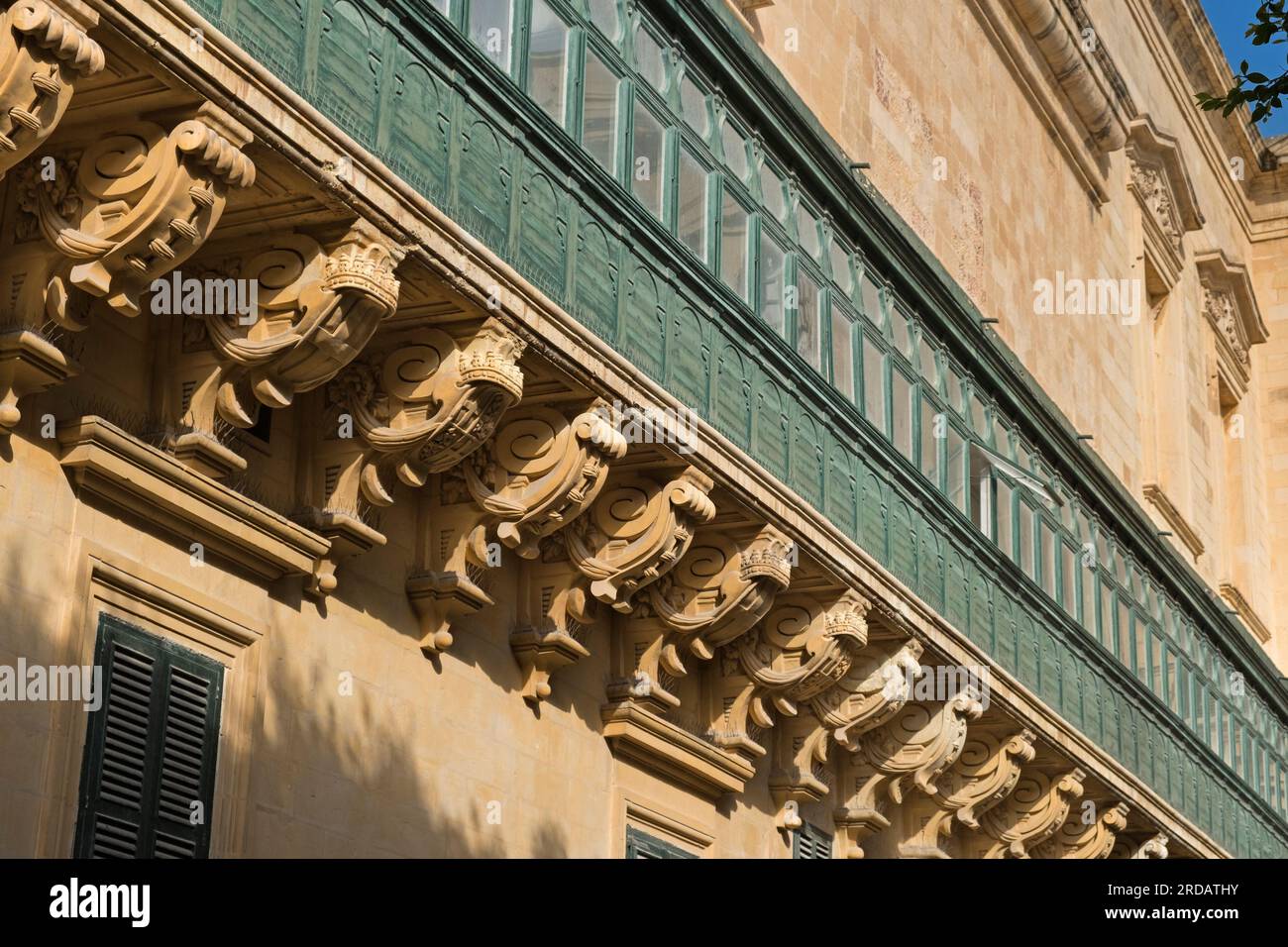 Großer Balkon Grandmaster's Palace Valletta Malta Stockfoto