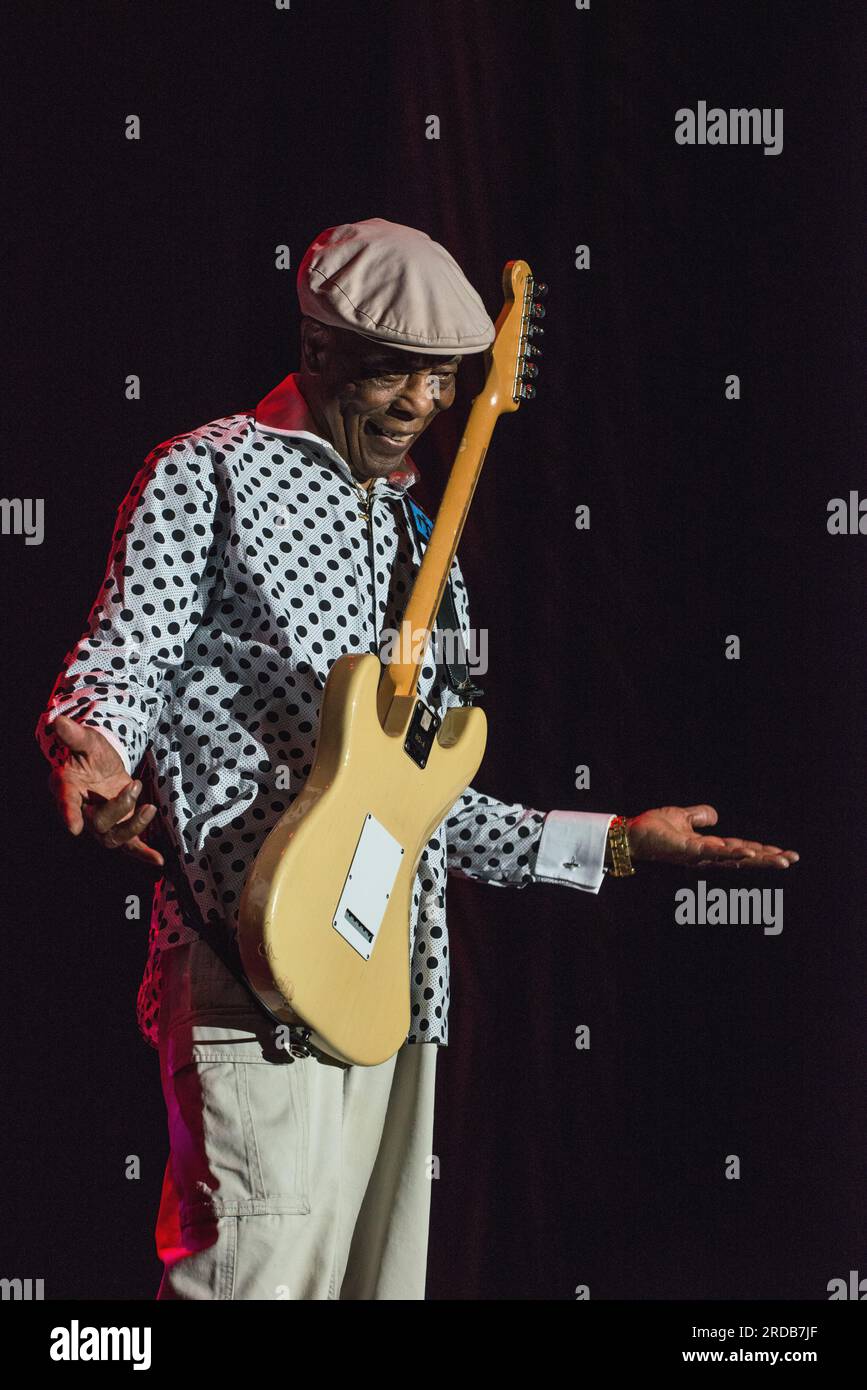 Konzert des US-Blues-Gitarrenspielers Buddy Guy auf Abschiedsfahrt verdammt rechts Abschied im Prager Kongresszentrum, Tschechische Republik, 16. Juni 2023. (CTK Stockfoto