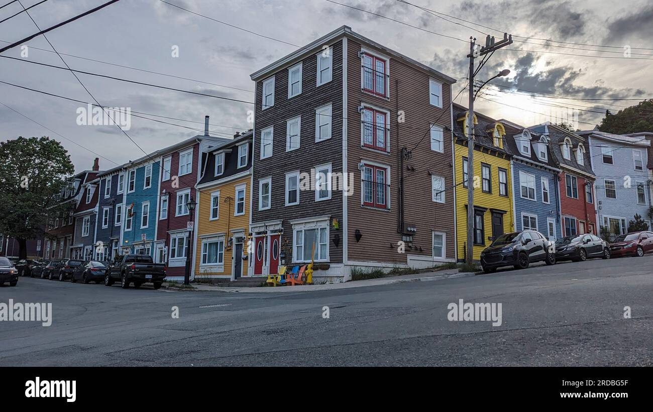 Farbenfrohe Reihenhäuser in St-John's Neufundland Stockfoto