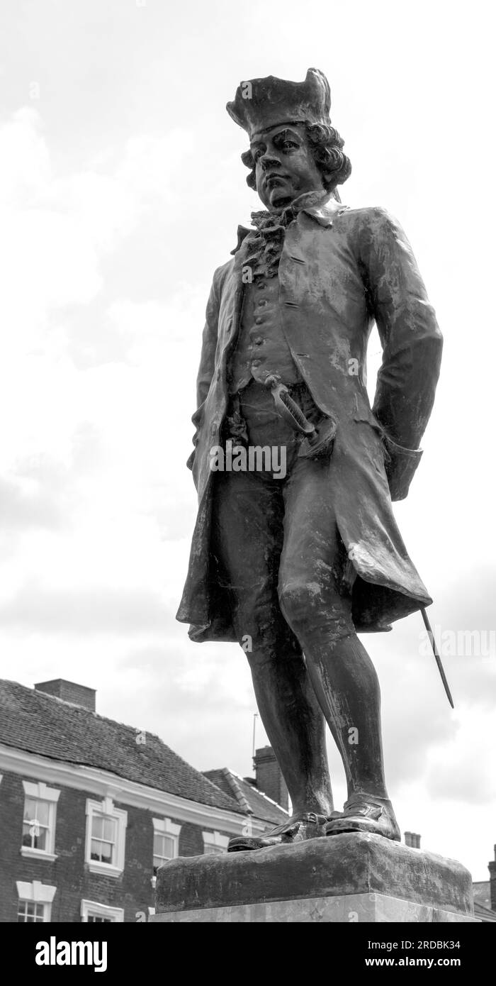 Statue von James Boswell, Market Square, Market Street, Lichfield, Staffordshire, England, Großbritannien Stockfoto