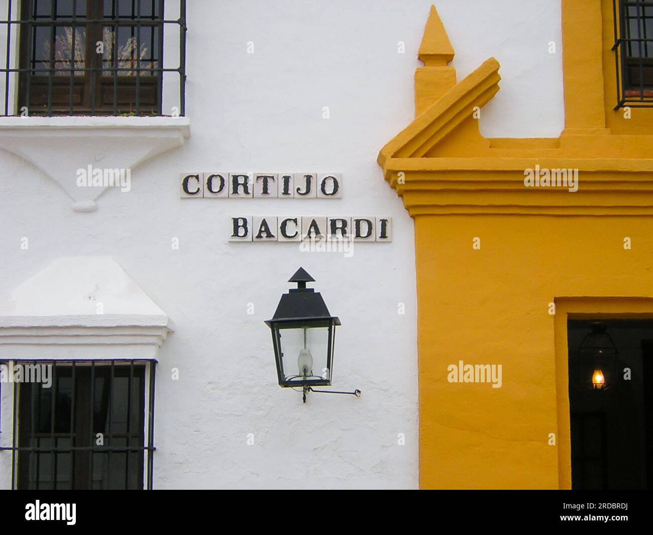 Cortijo Bacardi, in Malaga, Spanien. Erbaut von Franziskanern zwischen dem 17. Und 18. Jahrhundert, wurde zum Hauptquartier von Bacardi. Jetzt Veranstaltungsort Stockfoto
