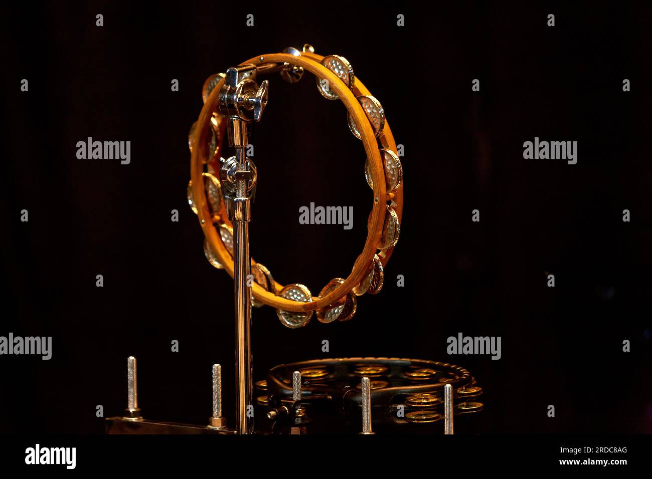 Bild: Musikinstrument Tamburin Symphonieorchester Stockfoto