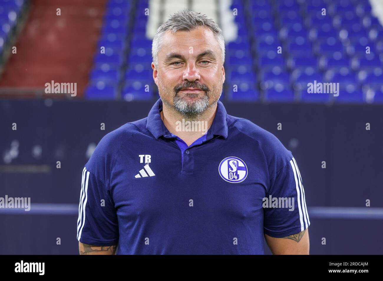 Gelsenkirchen, Deutschland. 20. Juli 2023. Teamfoto FC Schalke 04, Cheftrainer von Schalke Thomas Reis Credit: Tim Rehbein/dpa/Alamy Live News Stockfoto