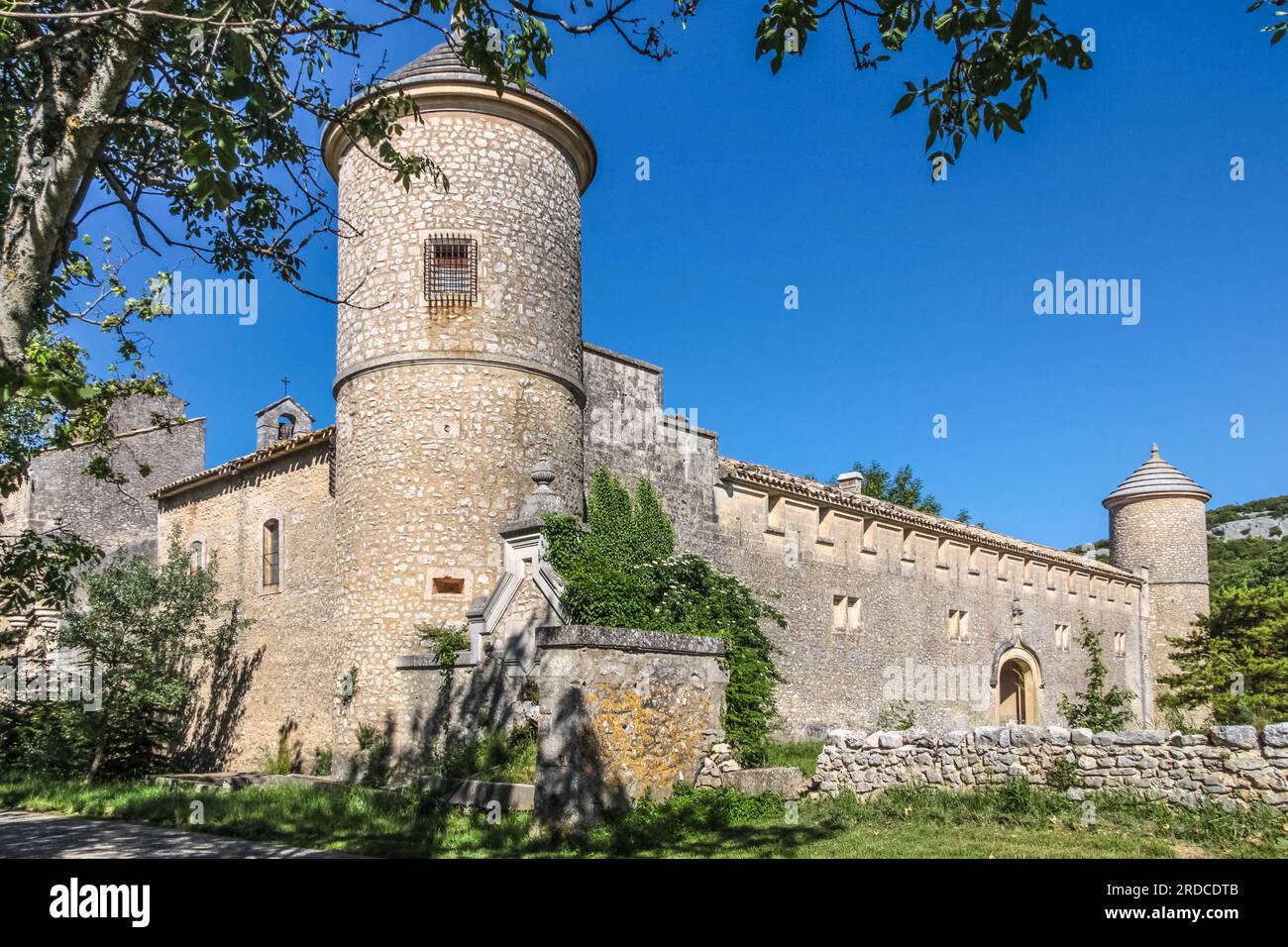 Geografie/Reise, Frankreich, Provence, Lioux, Chateau de Javon in Lioux, Vaucluse, Provence, ADDITIONAL-RIGHTS-CLEARANCE-INFO-NOT-AVAILABLE Stockfoto