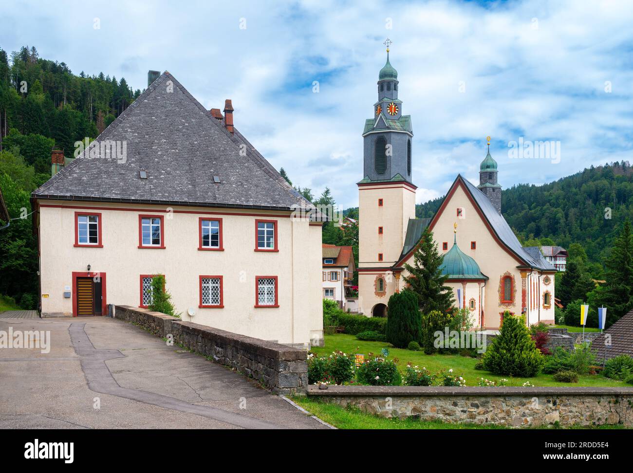 Die barocke Kirche unserer Lieben Frau in Todtmoos (südlicher Schwarzwald) ist die Pfarrkirche der römisch-katholischen Gemeinde Todtmoos und ein wallfahrtsort chur Stockfoto