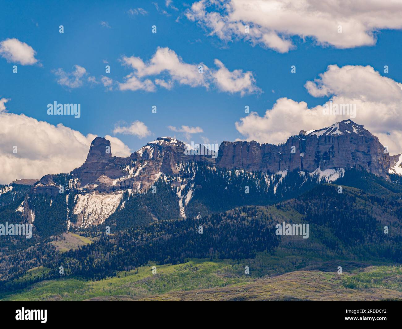 Sonniger Blick auf die Landschaft des Ridgway State Park in Colorado Stockfoto