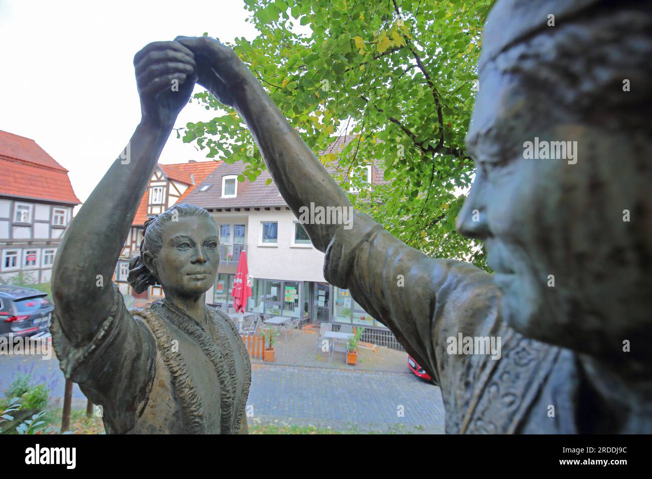 Details der Skulptur und des Denkmals des traditionellen Kostümfestes Schlitz, Vogelsberg, Hessen, Deutschland Stockfoto
