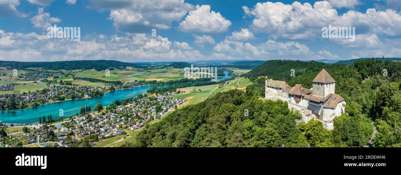 Das Schloss Hohenklingen bei Stein am Rhein, Kanton Schaffhausen, Schweiz, aus der Vogelperspektive Stockfoto