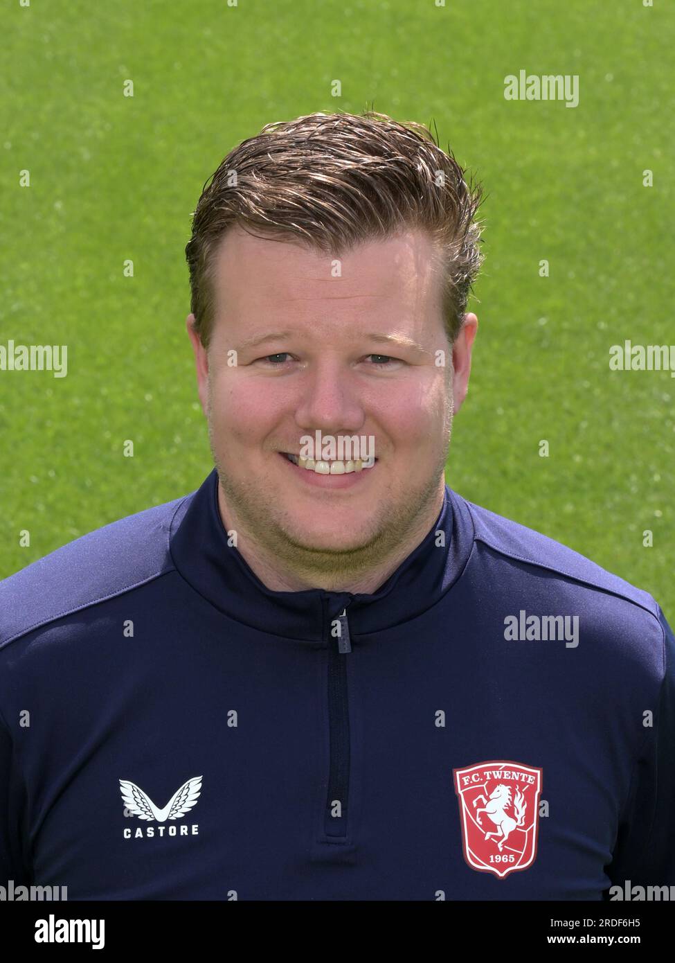 ENSCHEDE - Videoanalyst Davey de Jonge beim Fotopressetag des FC Twente im Trainingscentrum Hengelo am 20. Juli 2023 in Enschede, Niederlande. AP | niederländische Höhe | GERRIT VON KÖLN Stockfoto