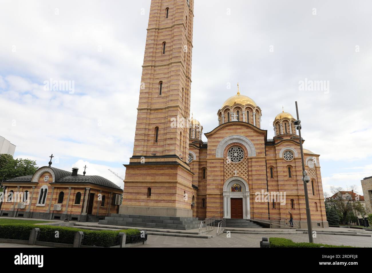 Orthodoxer Kirchenaußencharme in Banja Luka Stockfoto