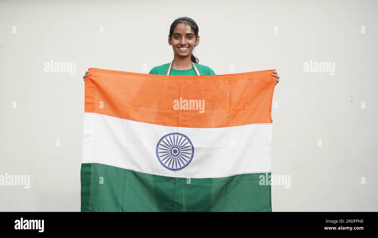 Indisches Kind feiert die Unabhängigkeit oder den Tag der Republik Indien Stockfoto