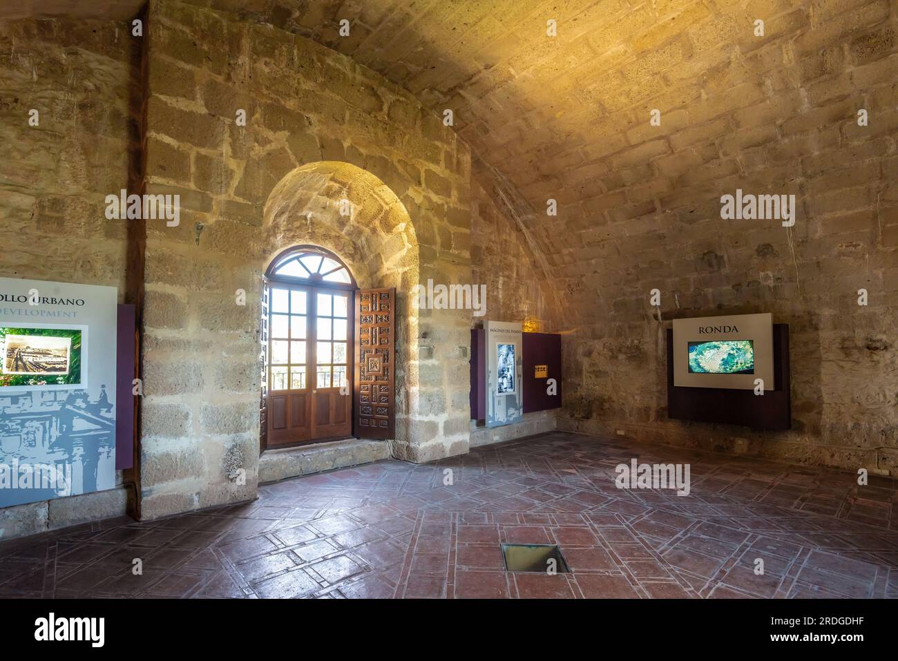 Puente Nuevo Bridge Interpretation Center - Ronda, Andalusien, Spanien Stockfoto