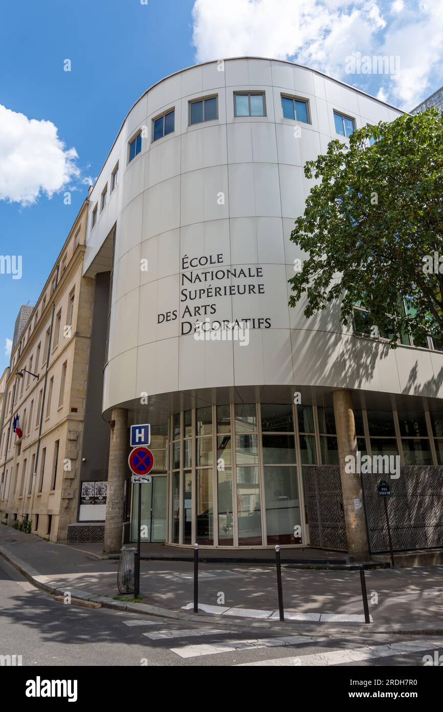 Ecole nationale supérieure des Arts Décoratifs (ENSAD, auch bekannt als Arts Decos', Ecole des Arts Décoratifs), eine berühmte französische Kunst- und Designschule Stockfoto