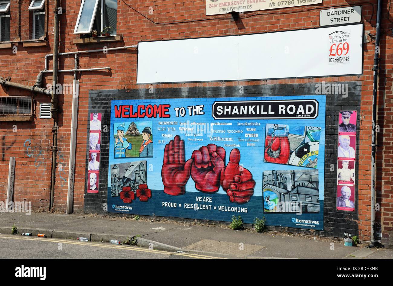 Willkommensschild auf der Shankill Road in Belfast Stockfoto