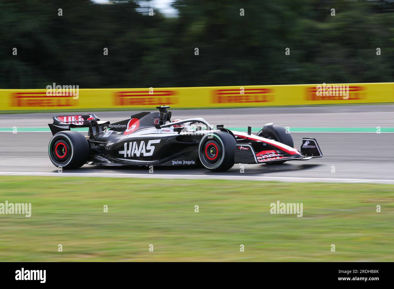 Budapest, Rieti, Ungarn. 21. Juli 2023. Kevin Magnussen (SVE) Haas VF-23.während der freien Übung 2, Freitag, 21. Juli FORMEL 1 QATAR AIRWAYS UNGARISCHER GRAND PRIX 2023 - Jul21 bis Jul23 2023 Hungaroring, Budapest, Ungarn (Kreditbild: © Alessio De Marco/ZUMA Press Wire) NUR REDAKTIONELLE VERWENDUNG! Nicht für den kommerziellen GEBRAUCH! Stockfoto