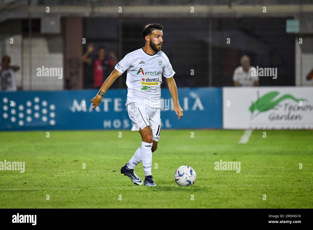 Olbia, Italien. 21. Juli 2023. Stadio Bruno Nespoli, Olbia, Italien, 21. Juli 2023, Gianluca Contini von Olbia Calcio während Olbia gegen Cagliari - Freundliches Fußballspiel Credit: Live Media Publishing Group/Alamy Live News Stockfoto