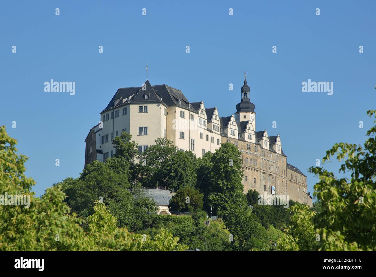 Das obere Schloss wurde 13. Cent erbaut und ist ein Wahrzeichen, Greiz, Vogtland, Thüringen, Deutschland Stockfoto