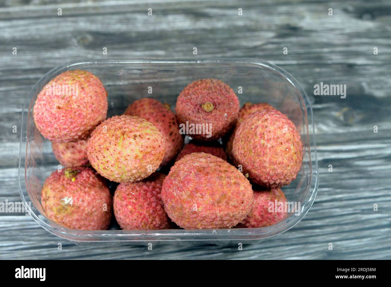 Lychee Fruit, Litchi chinensis, ein monotypes Taxon und das einzige Mitglied der Gattung Litchi in der Seifenbeerfamilie, Sapindaceae, ein einheimischer tropischer Baum Stockfoto