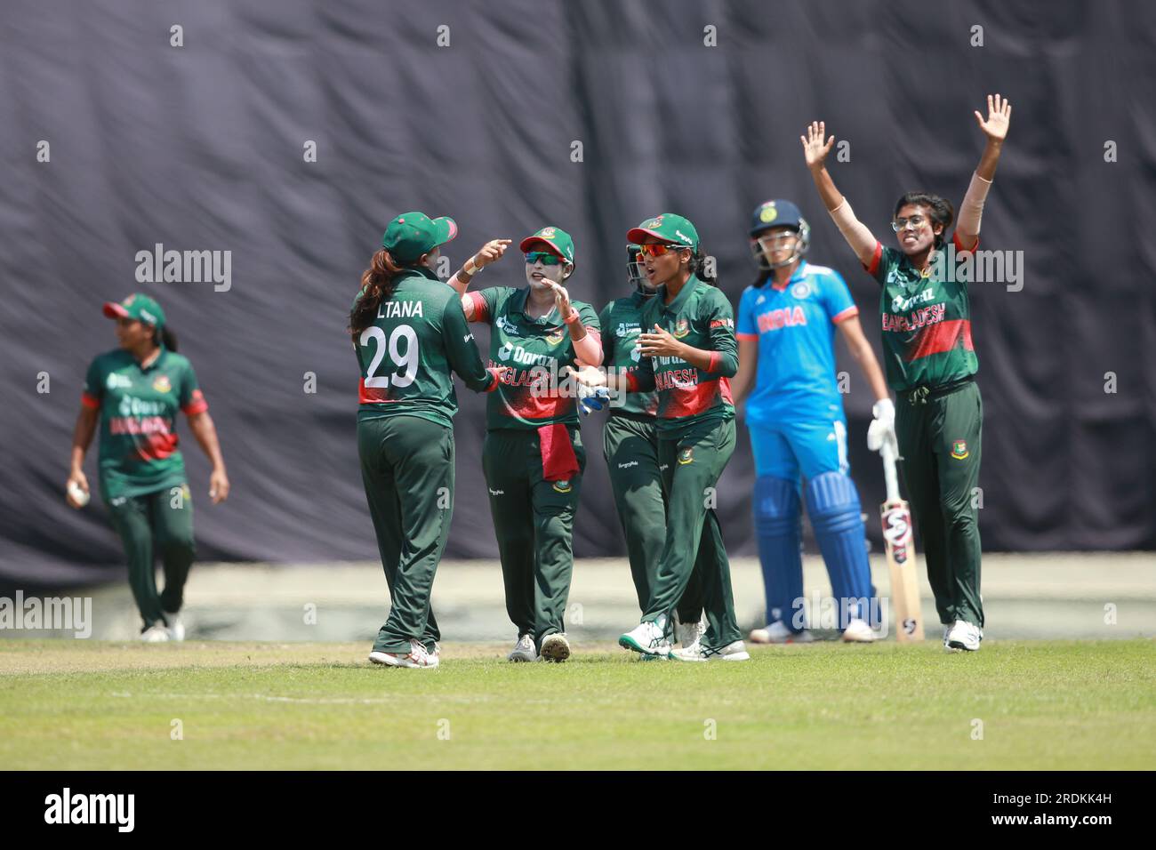 Bangladesh Women-India Women das dritte und letzte One Day International (ODI)-Spiel in drei Spielserien im Sher-e-Bangla National Cricket Stadium i. Stockfoto