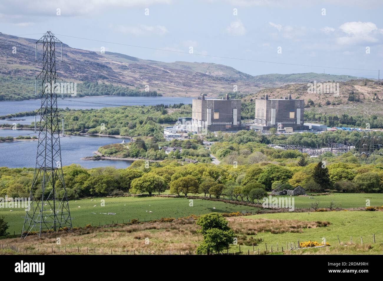 Trawsfynydd Nuclear Power Station 'Atomfa Trawsfynydd', verwaltet von Magnox Ltd und der Nuclear Decommissioning Authority (NDA), North Wales, Vereinigtes Königreich Stockfoto
