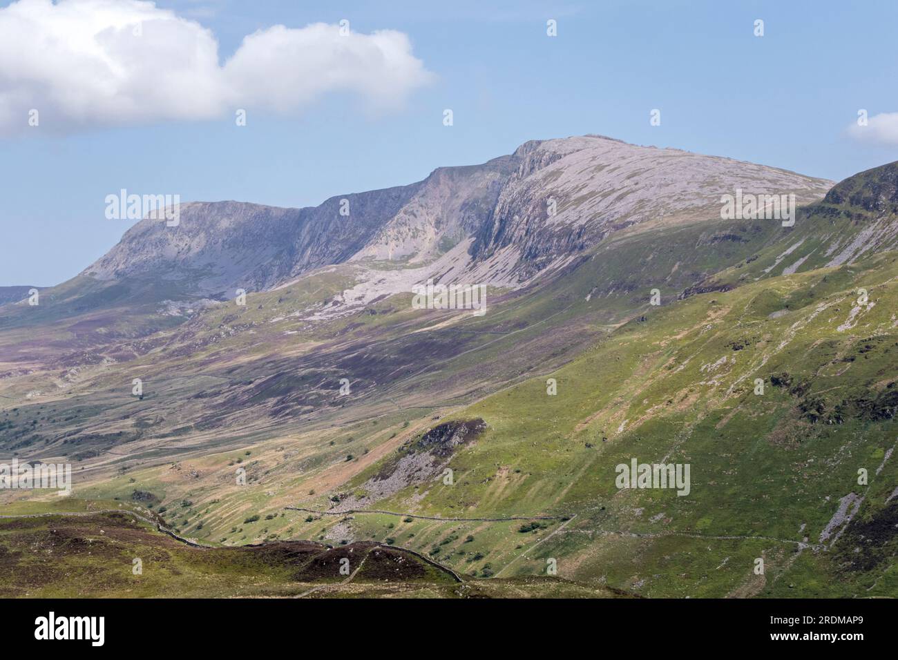 Ferne Cadair ldris aus dem Westen, Nr Dolgellau, Eryri (Snowdonia) National Park, Nordwales, Großbritannien Stockfoto