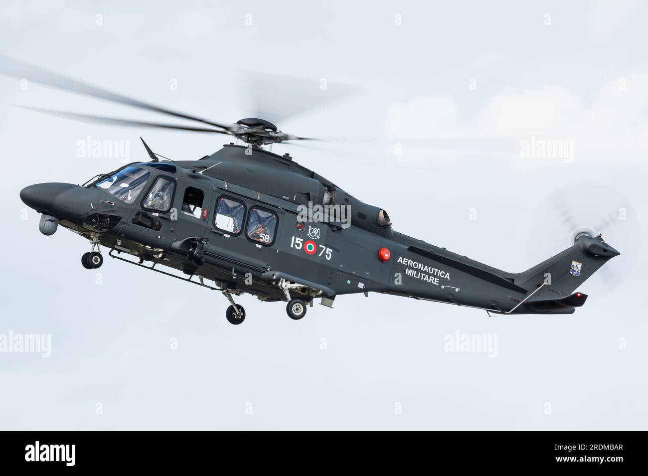 Ein AgustaWestland AW139 (HH139B) aus dem 80. Combat Search and Rescue Center Helikopter der Italienischen Luftwaffe. Stockfoto