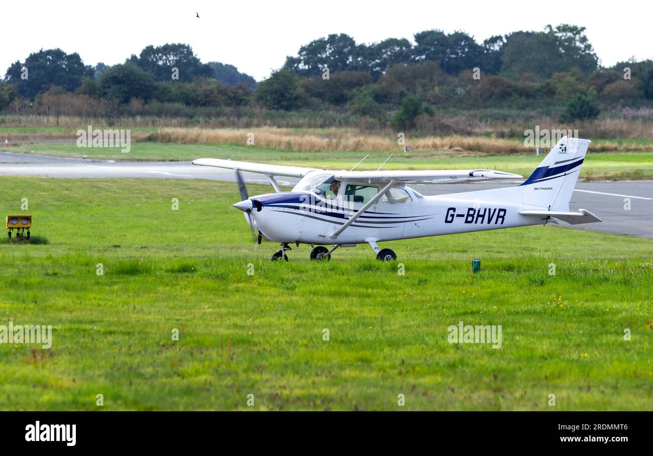 Cessna 172N Skyhawk G-BHVR Stockfoto