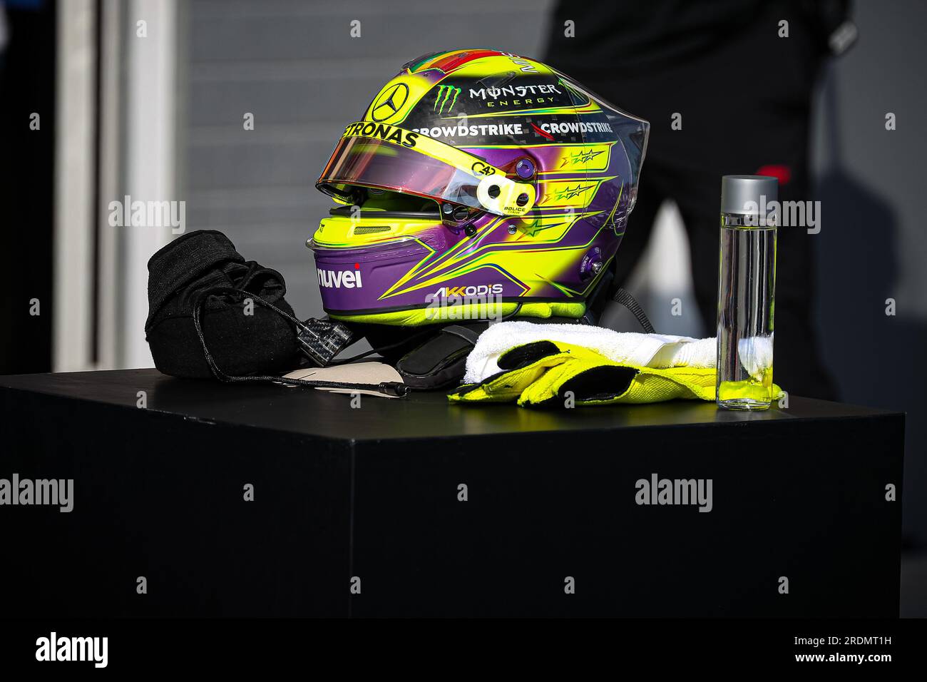 Lewis Hamilton Helmet während des ungarischen GP, Budapest, 20-23. Juli 2023, beim Hungaroring, Formel-1-Weltmeisterschaft 2023. Stockfoto