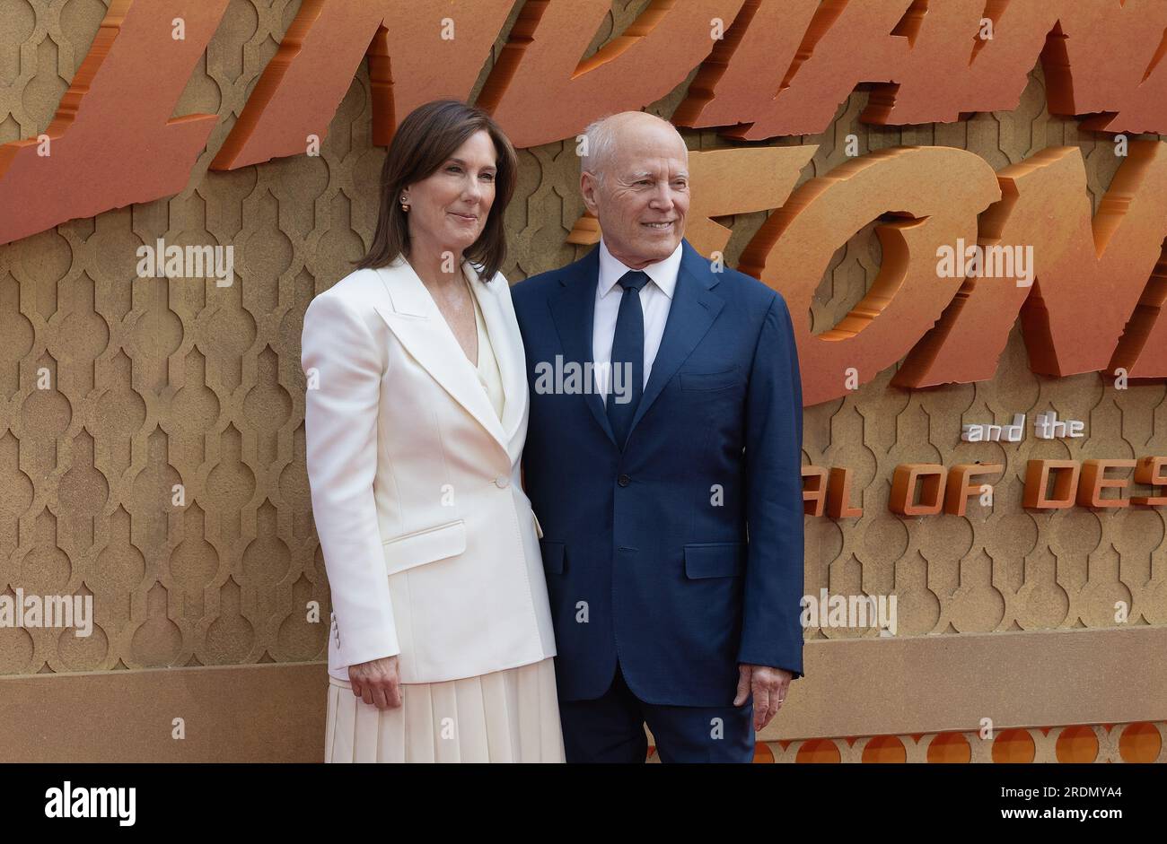 London, Großbritannien. 26. Juni 2023. Kathleen Kennedy und Frank Marshall nehmen an den Besuchern der Indiana Jones and the Dial of Destiny UK Premiere Arrivals in Cineworld, Leicester Square in London, England, Teil. Kredit: S.A.M./Alamy Live News Stockfoto