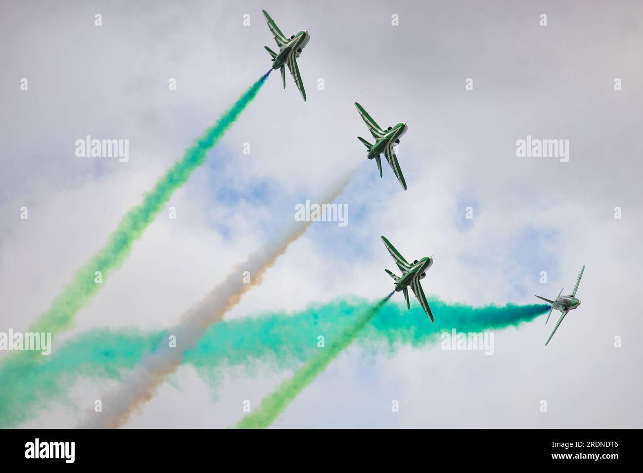 Die Royal Saudi Air Force Falcons auf der Royal International Air Tattoo 2023. Stockfoto