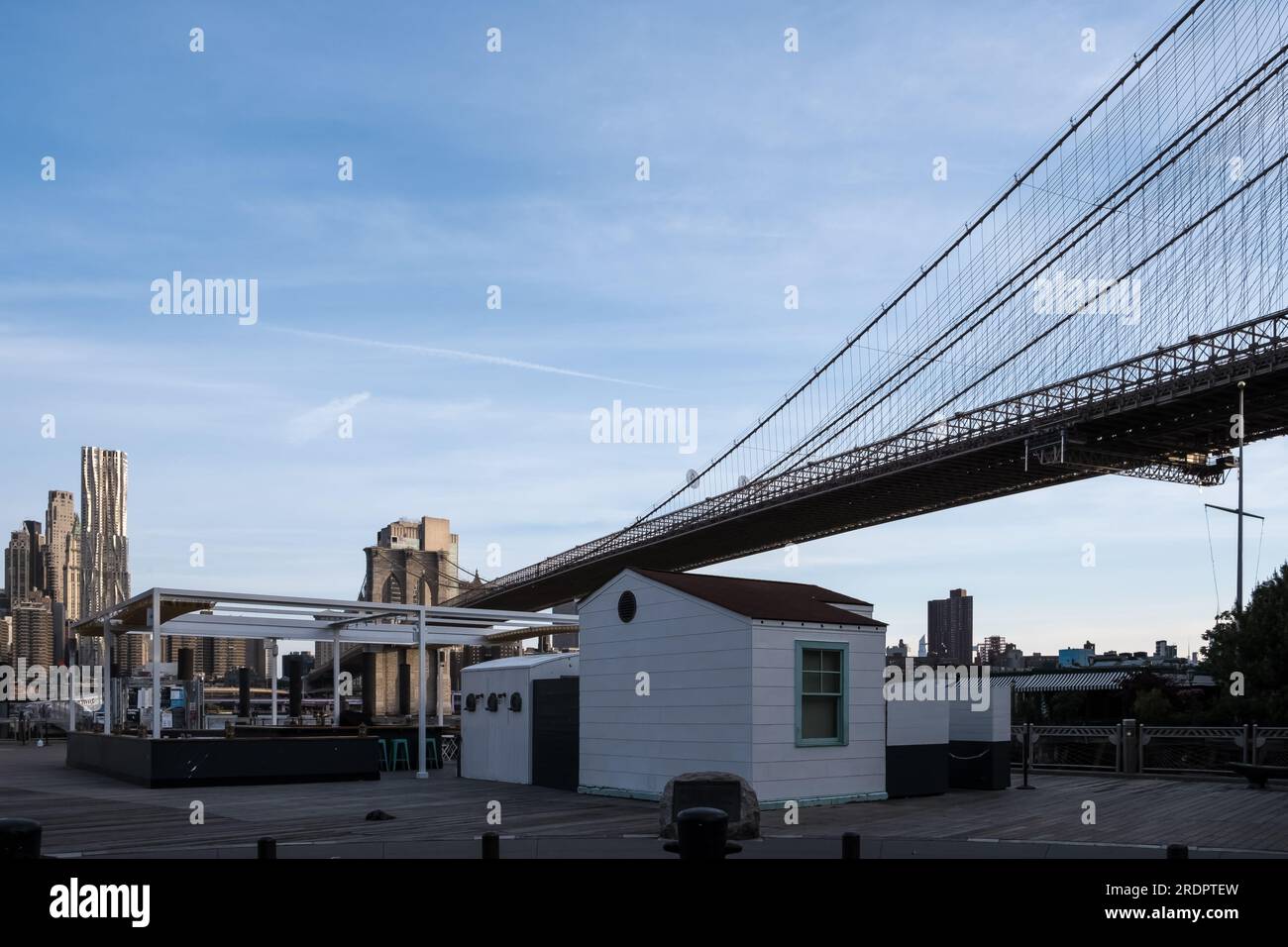 Architektonische Details von Fulton Ferry, einer kleinen Gegend neben Dumbo im New York City Bezirk Brooklyn Stockfoto