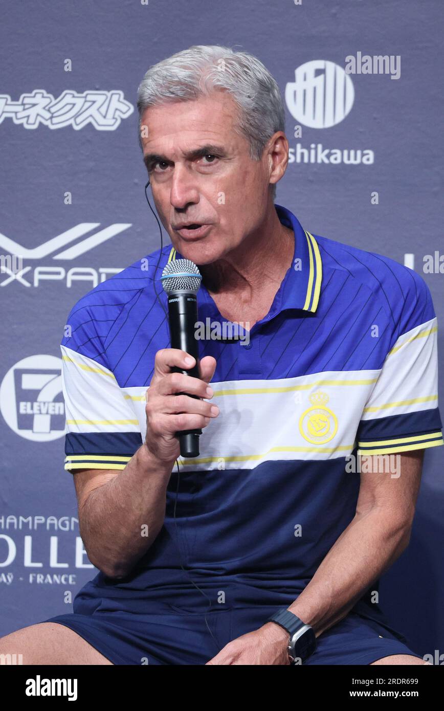 Osaka, Japan. 23. Juli 2023. Saudi-arabisches Fußballteam Al Nassr, portugiesischer Cheftrainer Luis Castro, spricht am Sonntag, den 23. Juli 2023 auf einer Pressekonferenz in Osaka, Westjapan. Al Nassr wird ein Saisonvorspiel gegen Paris Saint-Germain spielen. (Foto: Yoshio Tsunoda/AFLO) Kredit: Aflo Co Ltd./Alamy Live News Stockfoto